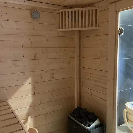 Spacieux A Pres Du Lac, Sauna, Jeux, Proche Nature - Fr-1-589-801 * Sanchey